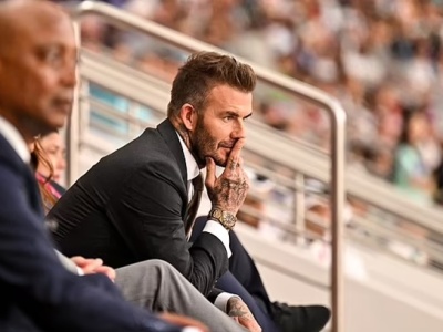 Beckham bernegosiasi untuk membeli Man Utd